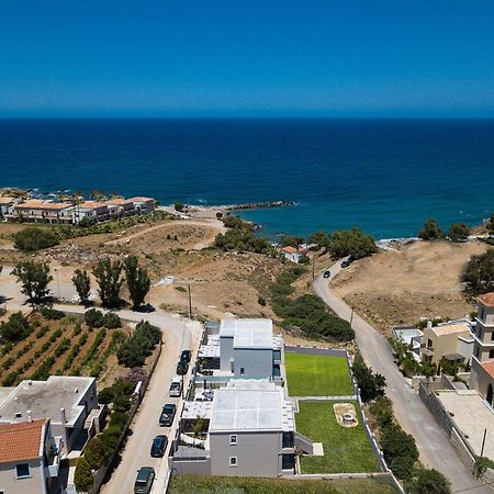 Lagoon Seabreeze Villa, Sumptuous Retreat, By Thinkvilla Panormos  Bagian luar foto