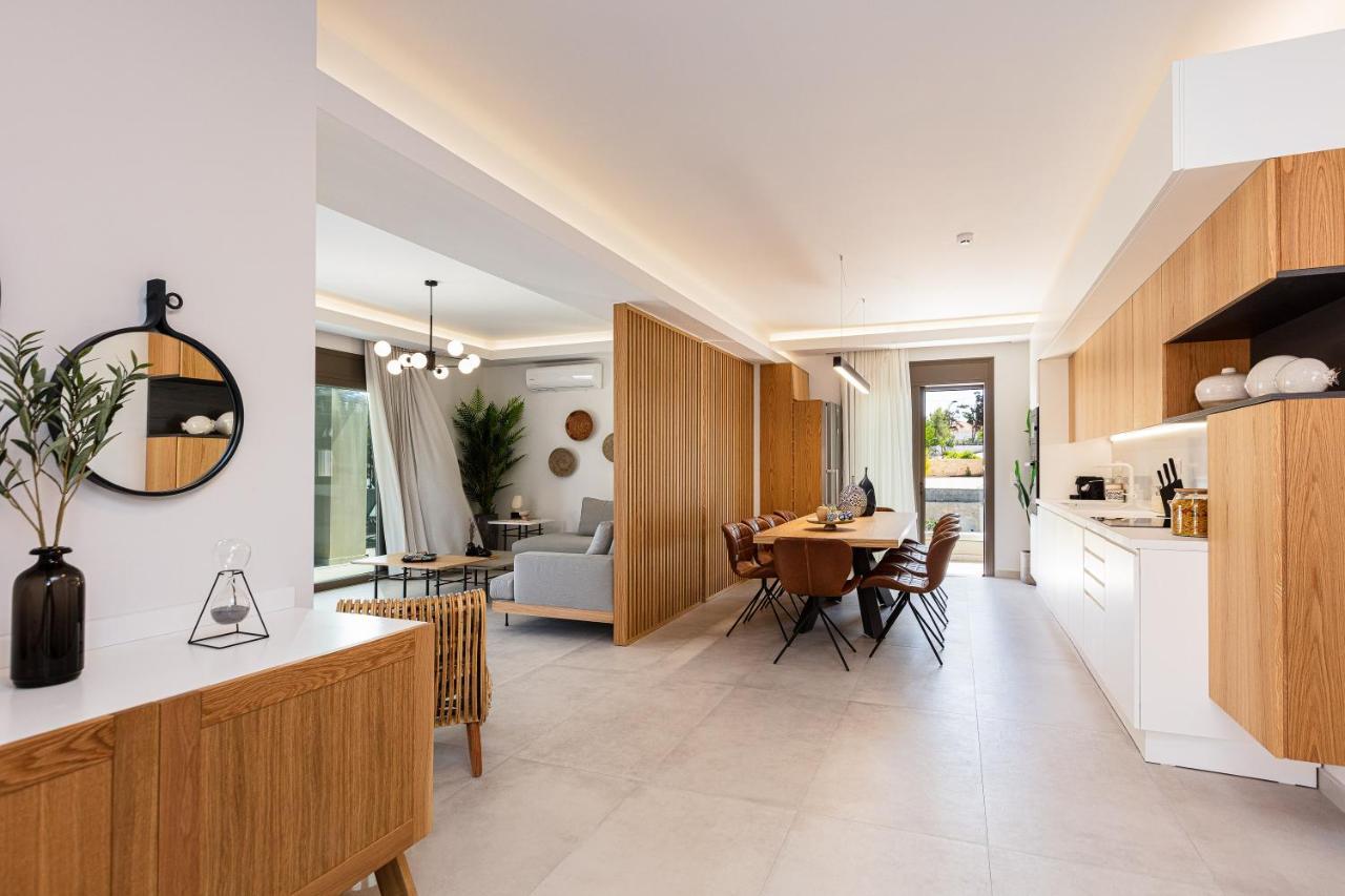 Lagoon Seabreeze Villa, Sumptuous Retreat, By Thinkvilla Panormos  Bagian luar foto