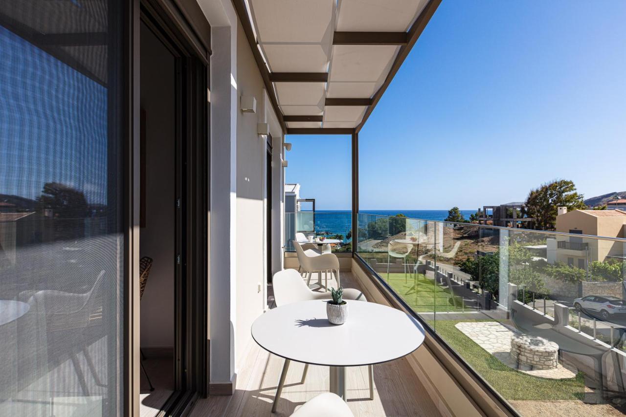 Lagoon Seabreeze Villa, Sumptuous Retreat, By Thinkvilla Panormos  Bagian luar foto